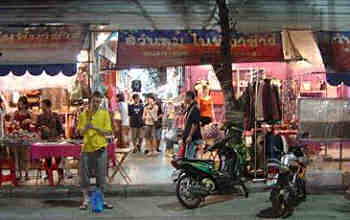 Suan Lum Night Bazaar